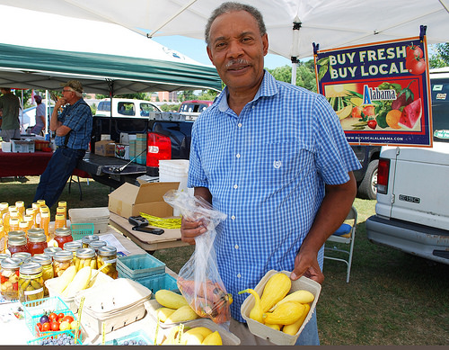 Celebrate National Farmers Market Week by Supporting Local Producers